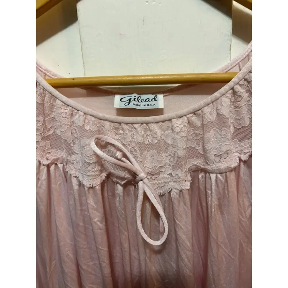 Vintage nightgown 60s Gilead nylon flowy lacy pink sz Medium sheer - Picture 4 of 7